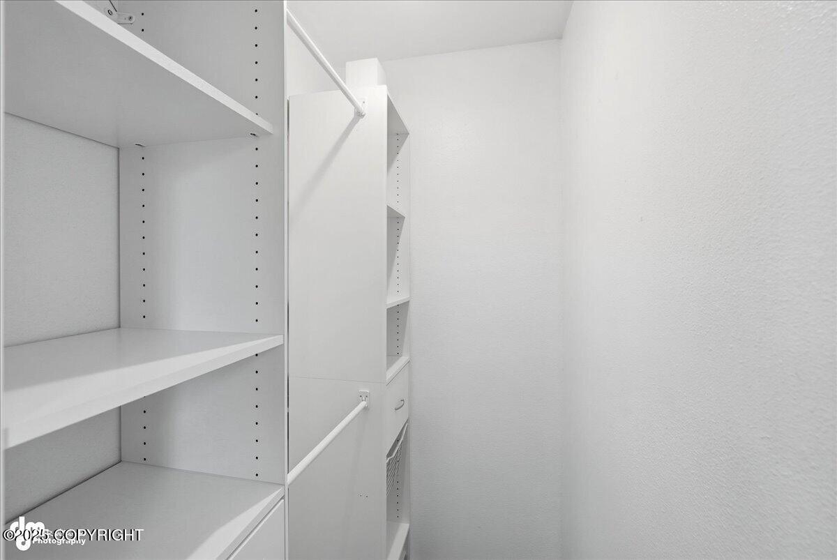 Sterling, Alaska, 99672, United States, 4 Bedrooms Bedrooms, ,3 BathroomsBathrooms,Residential,For Sale,1974036