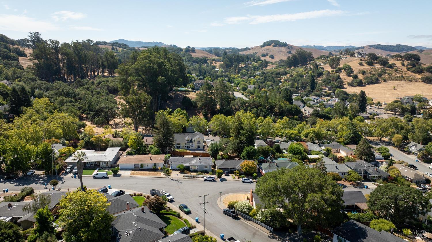 Petaluma, California, 94952, United States, 3 Bedrooms Bedrooms, ,3 BathroomsBathrooms,Residential,For Sale,1981148