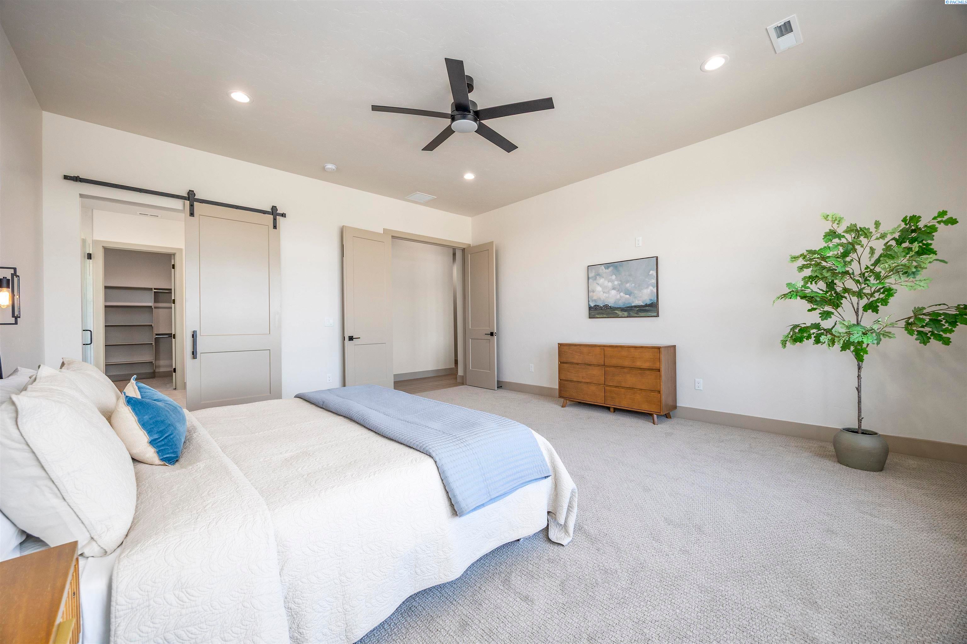 Kennewick, Washington, 99338, United States, 4 Bedrooms Bedrooms, ,3 BathroomsBathrooms,Residential,For Sale,2002511