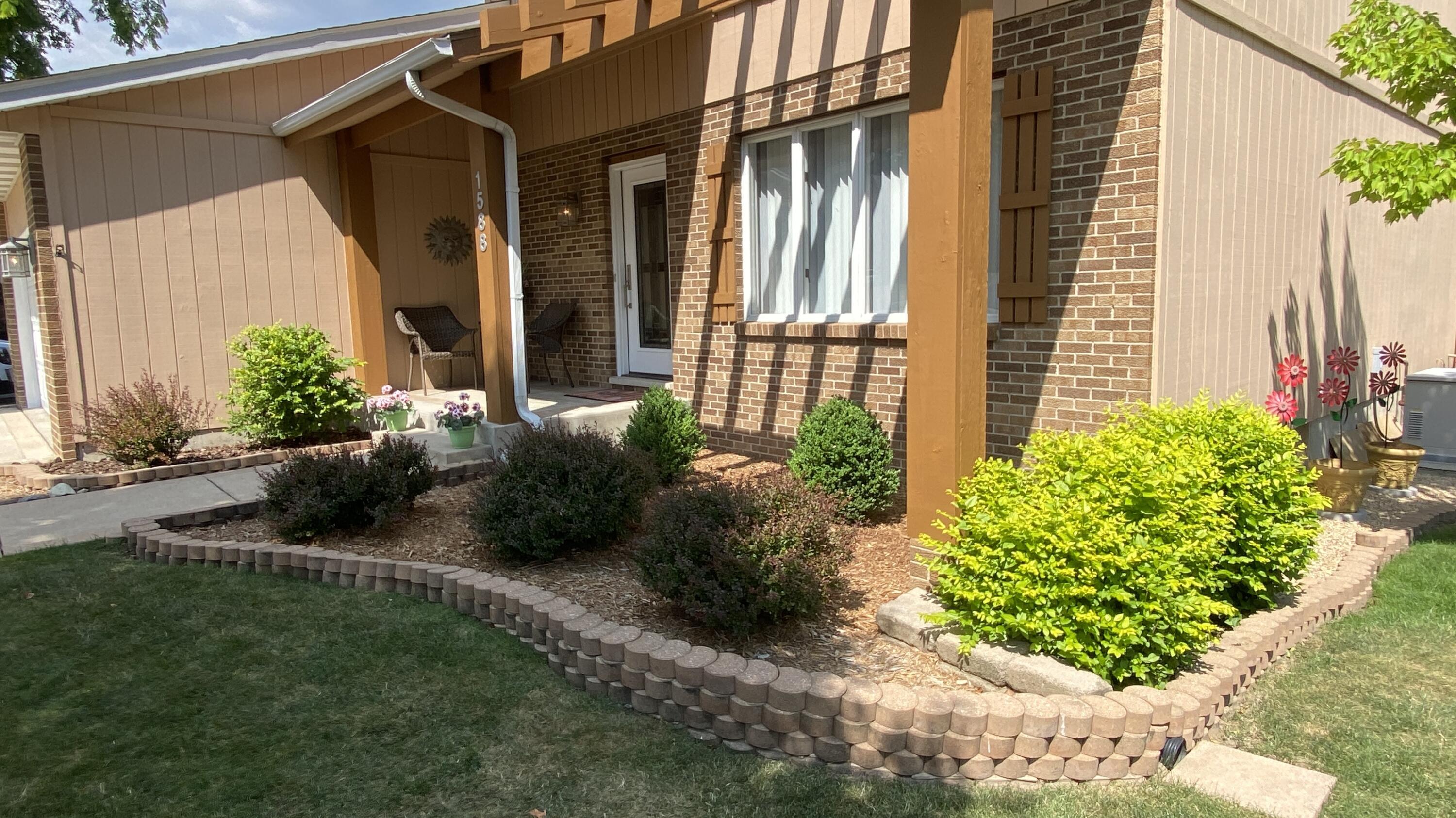 Crown Point, Indiana, 46307, United States, 4 Bedrooms Bedrooms, ,3 BathroomsBathrooms,Residential,For Sale,1924051