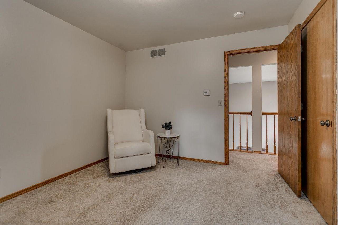 GREEN BAY, Wisconsin, 54313, United States, 5 Bedrooms Bedrooms, ,4 BathroomsBathrooms,Residential,For Sale,1768354