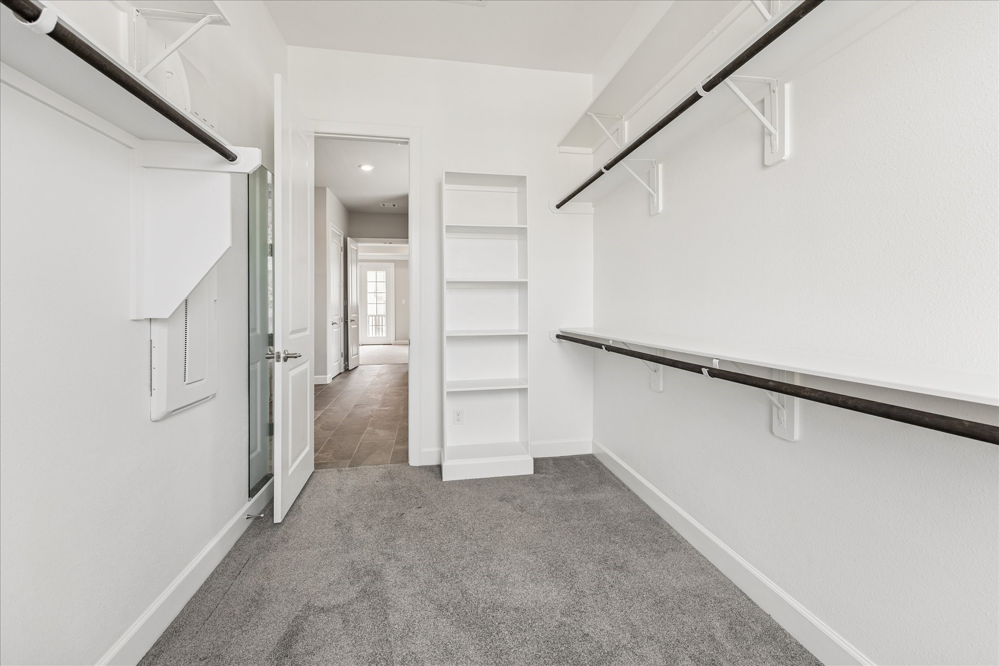  3622 Somerset York Lane - 物件實景