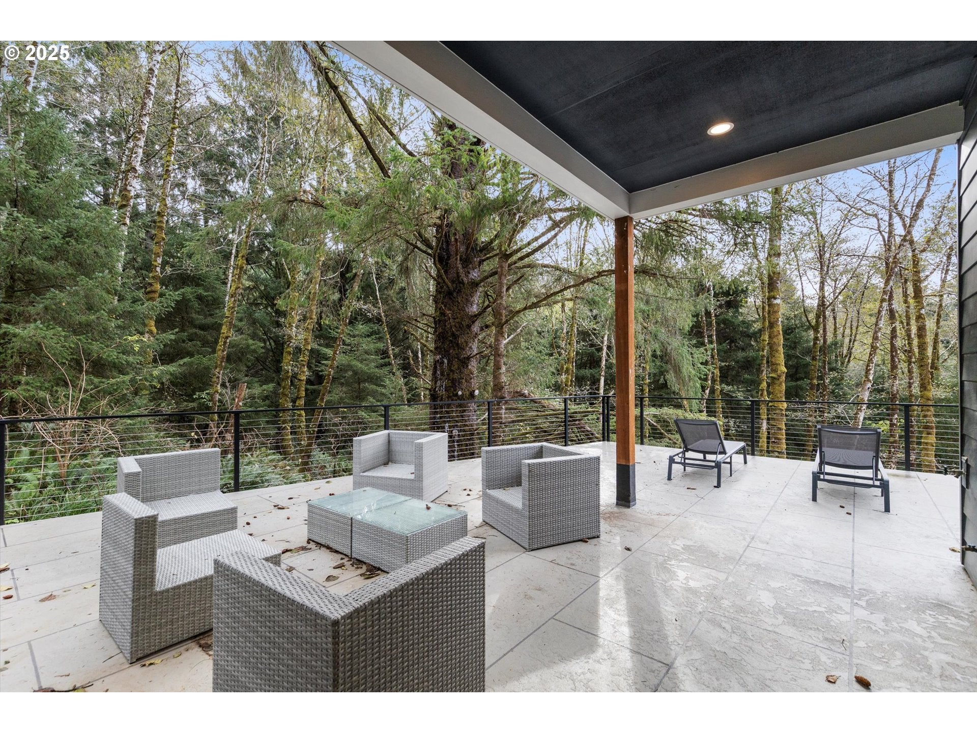 CannonBeach, Oregon, 97110, United States, 4 Bedrooms Bedrooms, ,4 BathroomsBathrooms,Residential,For Sale,2003076