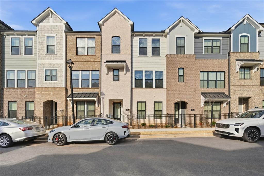 Alpharetta, Georgia, 30076, United States, 4 Bedrooms Bedrooms, ,4 BathroomsBathrooms,Residential,For Sale,2024627