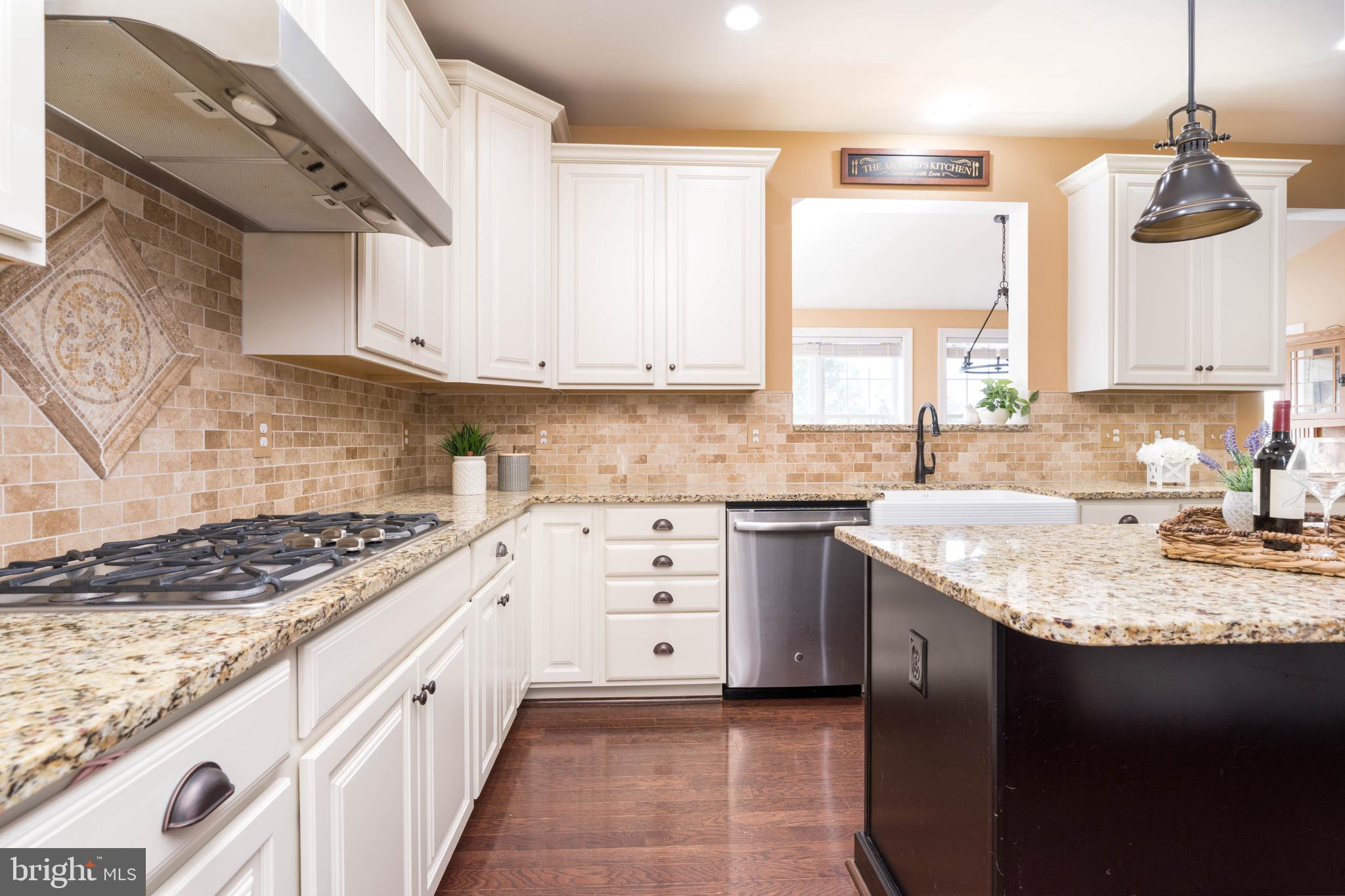 Haymarket, Virginia, 20169, United States, 4 Bedrooms Bedrooms, ,5 BathroomsBathrooms,Residential,For Sale,2048396