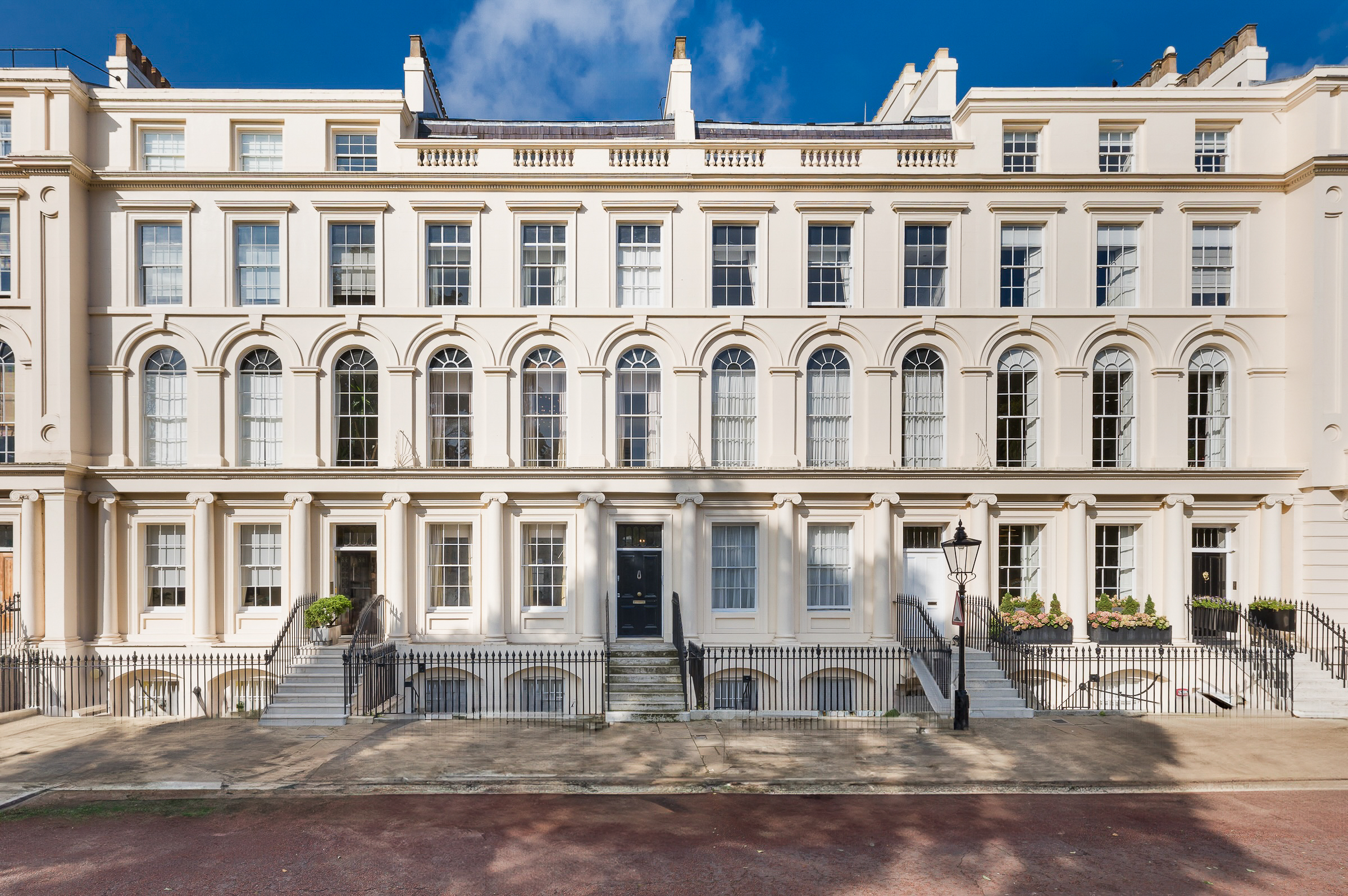 Exceptional family home in Regents Park 