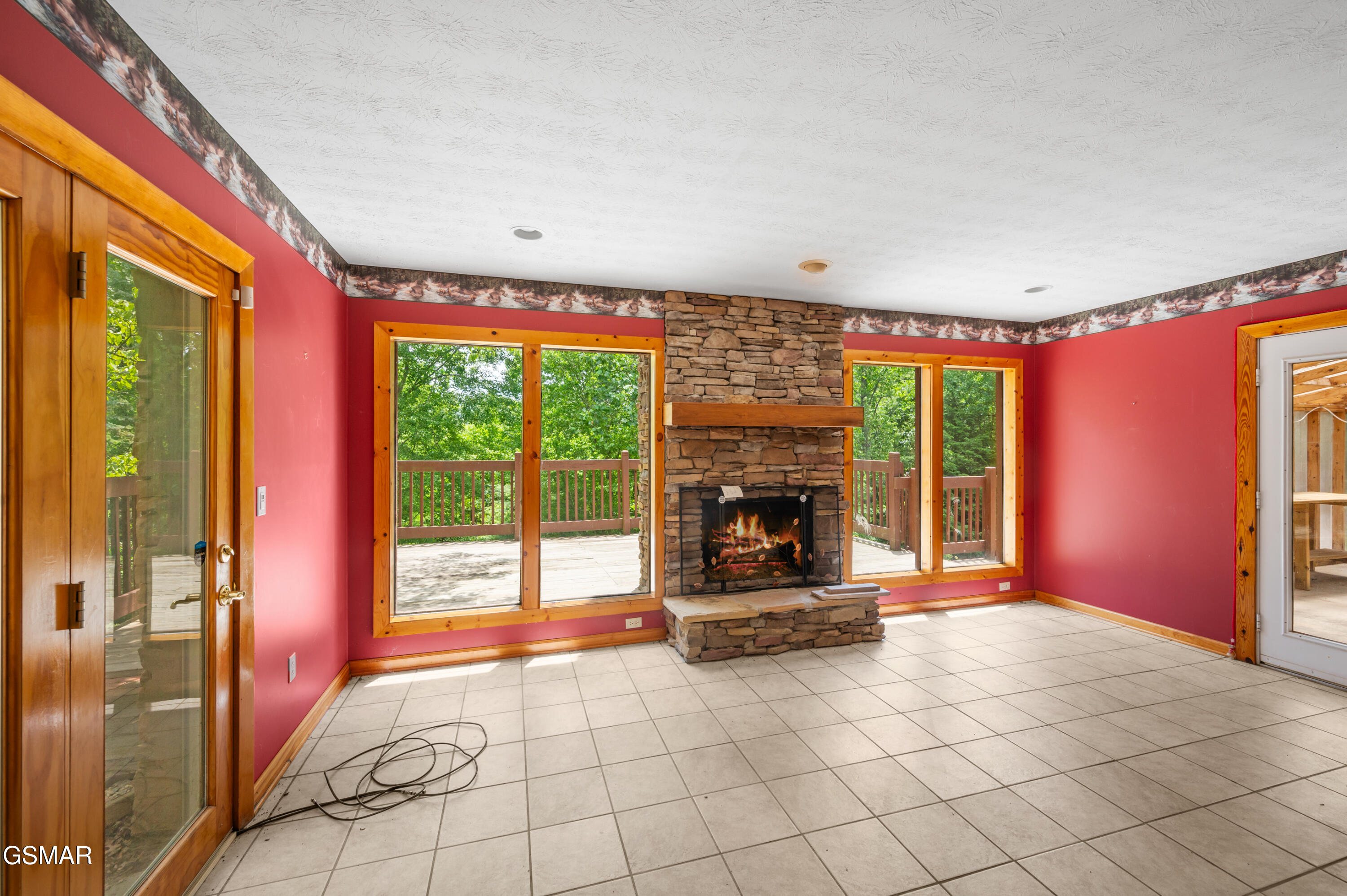 Pigeon Forge, Tennessee, 37863, United States, 3 Bedrooms Bedrooms, ,3 BathroomsBathrooms,Residential,For Sale,1978276