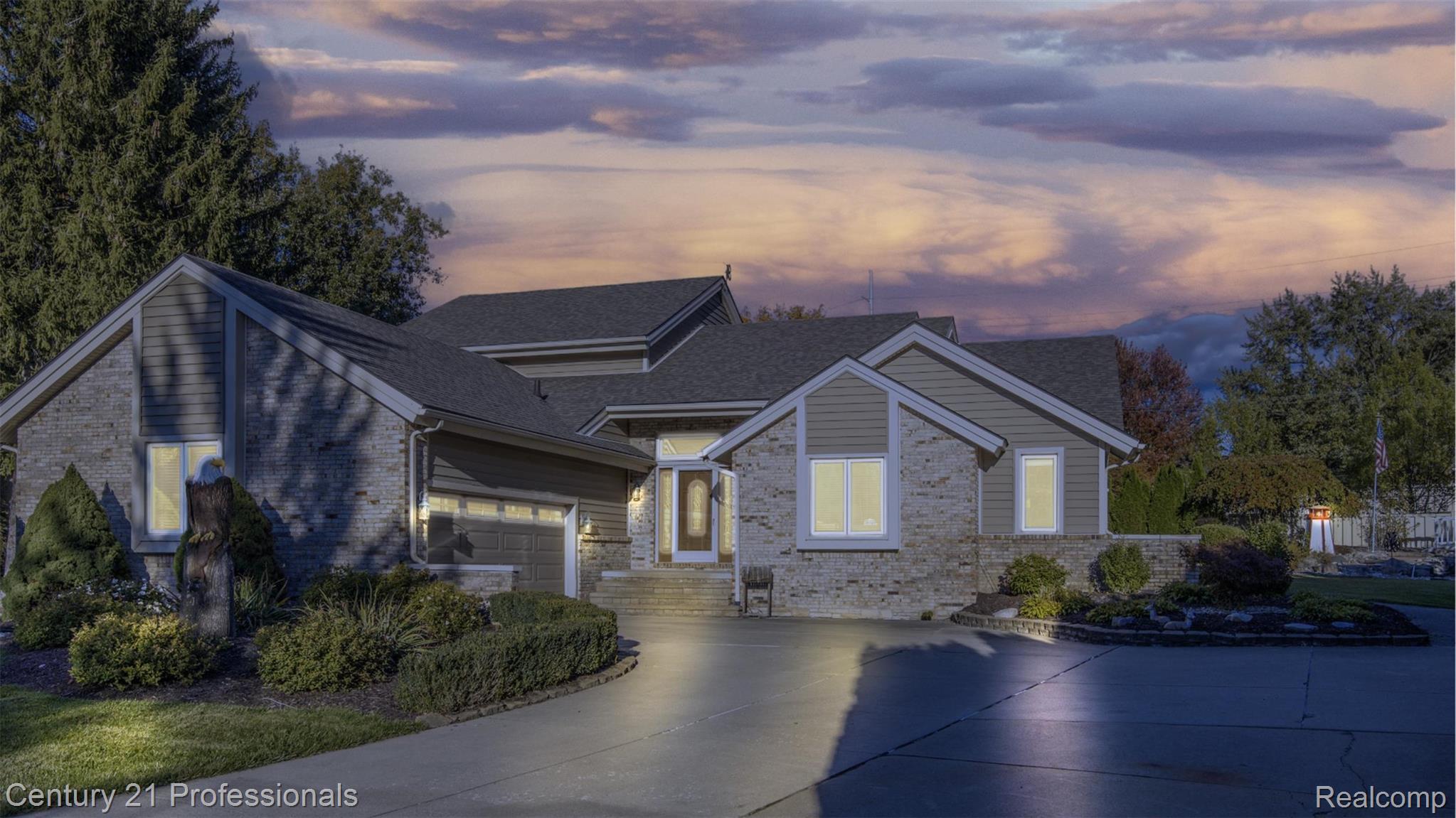 RochesterHills, Michigan, 48309, United States, 4 Bedrooms Bedrooms, ,4 BathroomsBathrooms,Residential,For Sale,1980404