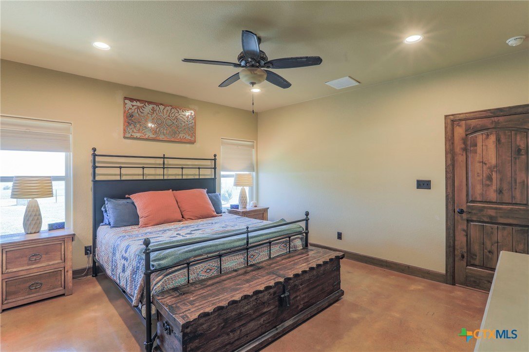 Granger, Texas, 76530, United States, 3 Bedrooms Bedrooms, ,2 BathroomsBathrooms,Residential,For Sale,1923229