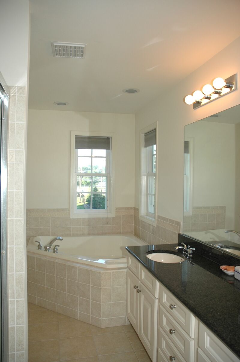 Wayne Twp., New Jersey, 07470, United States, 3 Bedrooms Bedrooms, ,3 BathroomsBathrooms,Residential,For Sale,1943649