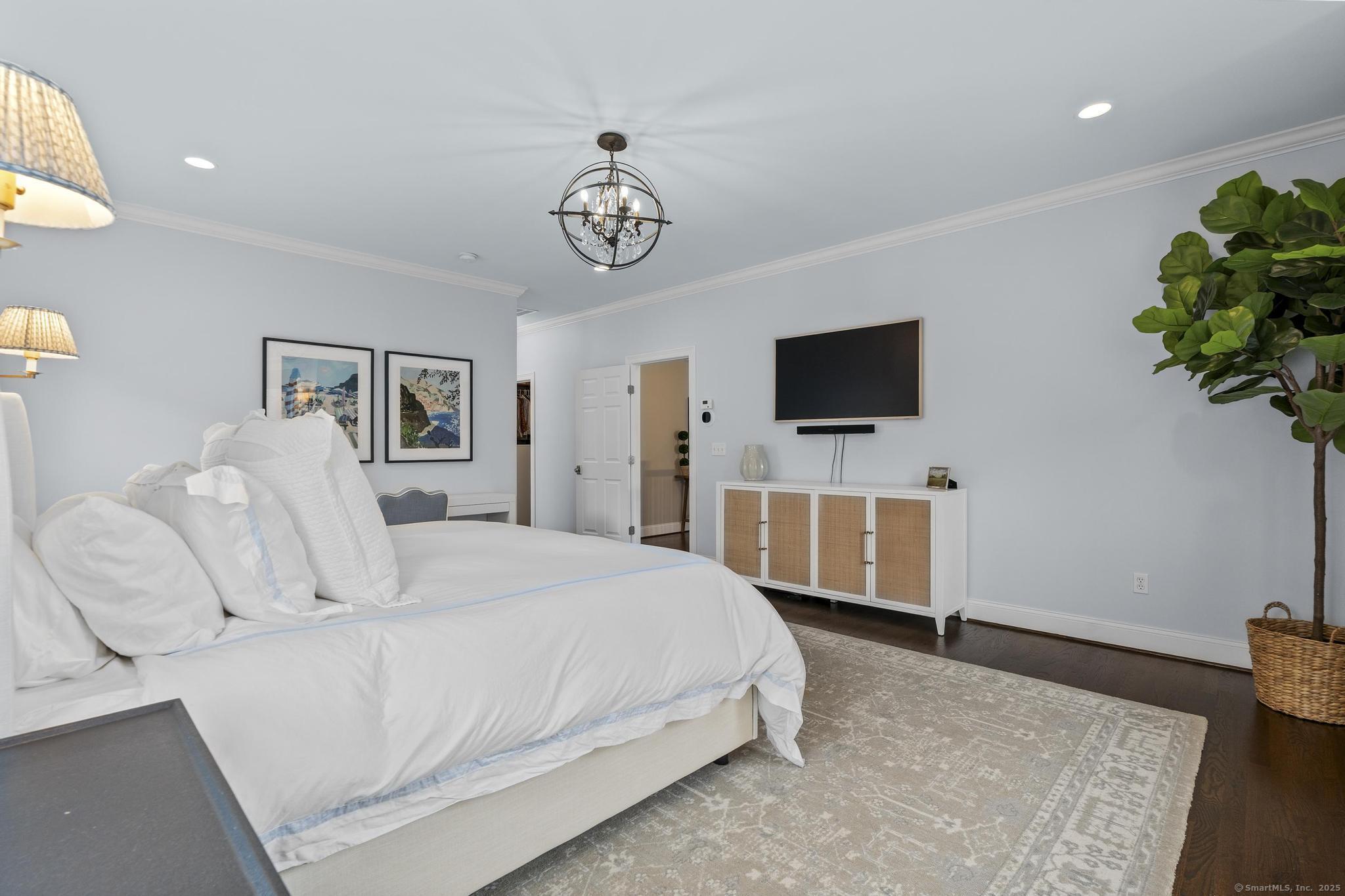 West Hartford, Connecticut, 06117, United States, 4 Bedrooms Bedrooms, ,5 BathroomsBathrooms,Residential,For Sale,1989224