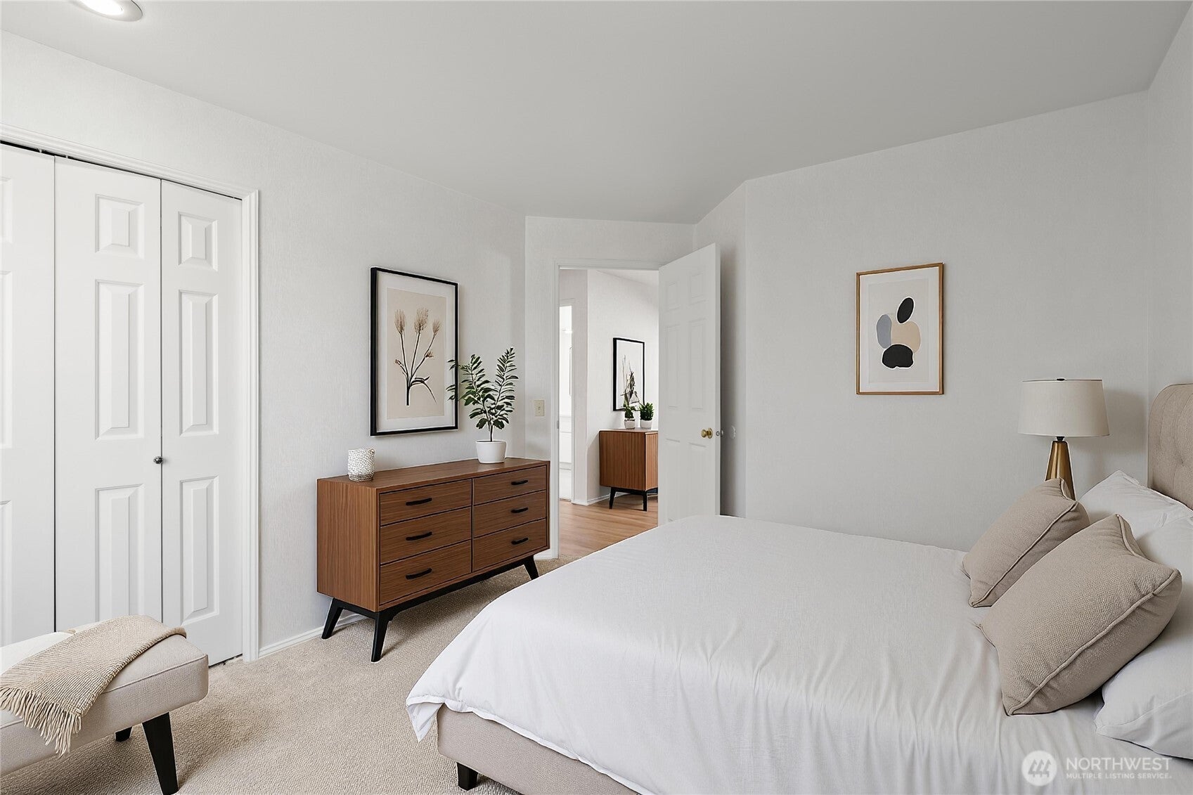 Sammamish, Washington, 98029, United States, 4 Bedrooms Bedrooms, ,3 BathroomsBathrooms,Residential,For Sale,1984048