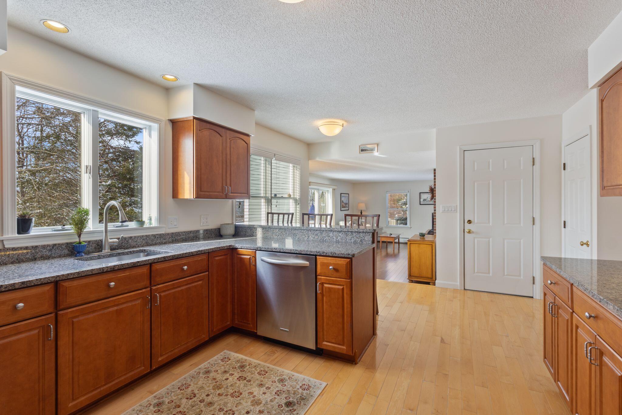 Portland, Maine, 04103, United States, 3 Bedrooms Bedrooms, ,3 BathroomsBathrooms,Residential,For Sale,2002242