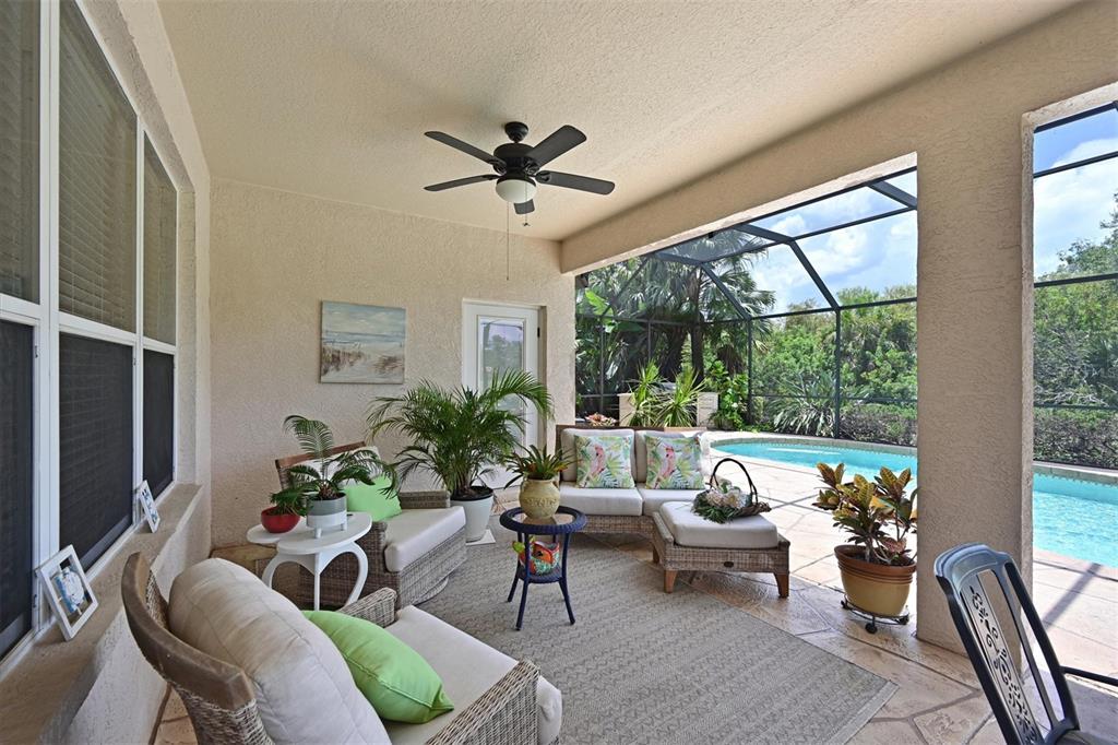 Bradenton, Florida, 34212, United States, 3 Bedrooms Bedrooms, ,2 BathroomsBathrooms,Residential,For Sale,1906883