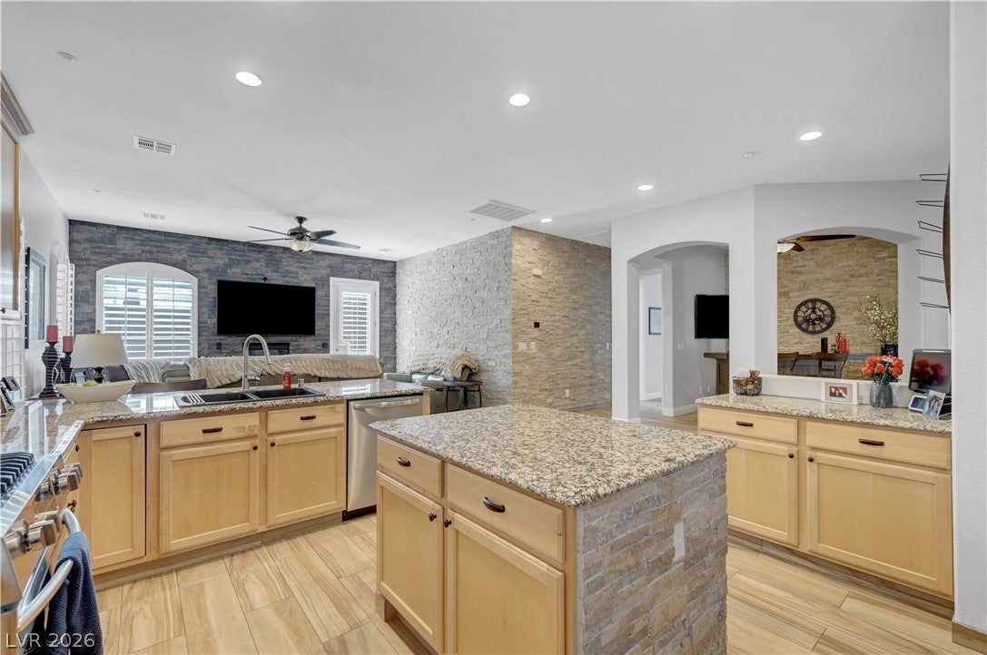 Henderson, Nevada, 89052, United States, 3 Bedrooms Bedrooms, ,3 BathroomsBathrooms,Residential,For Sale,2024085