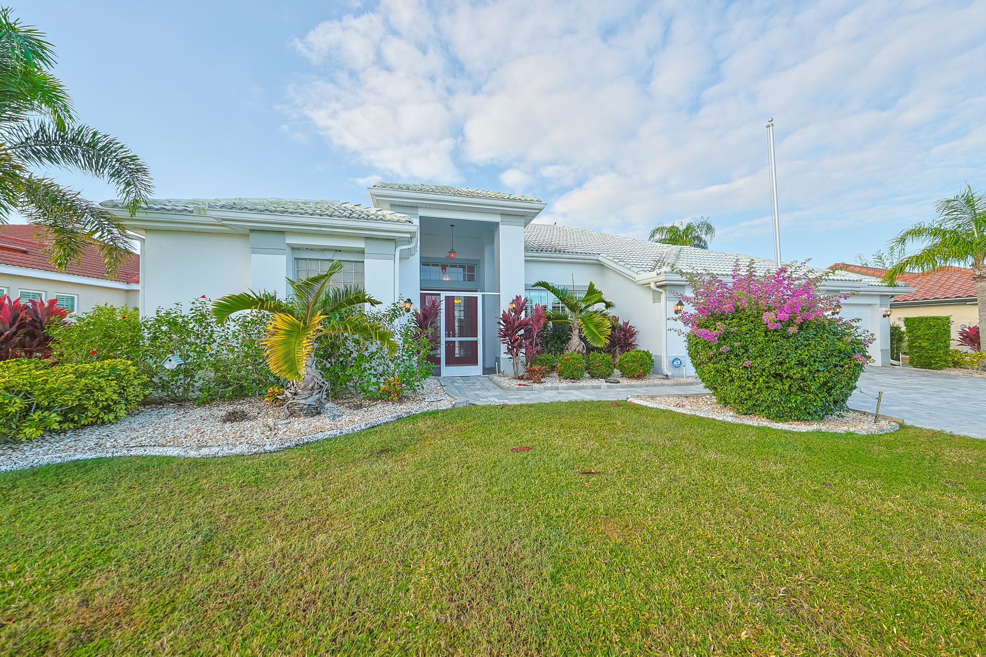 Sun City Center, Florida, 33573, United States, 3 Bedrooms Bedrooms, ,3 BathroomsBathrooms,Residential,For Sale,1985673