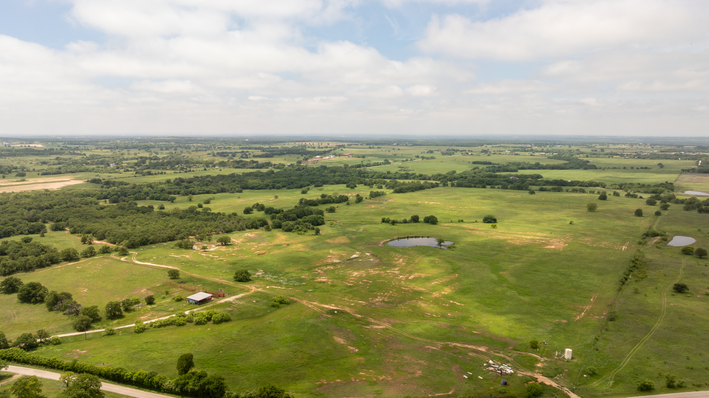  Rolling Oaks Ranch - 物件實景