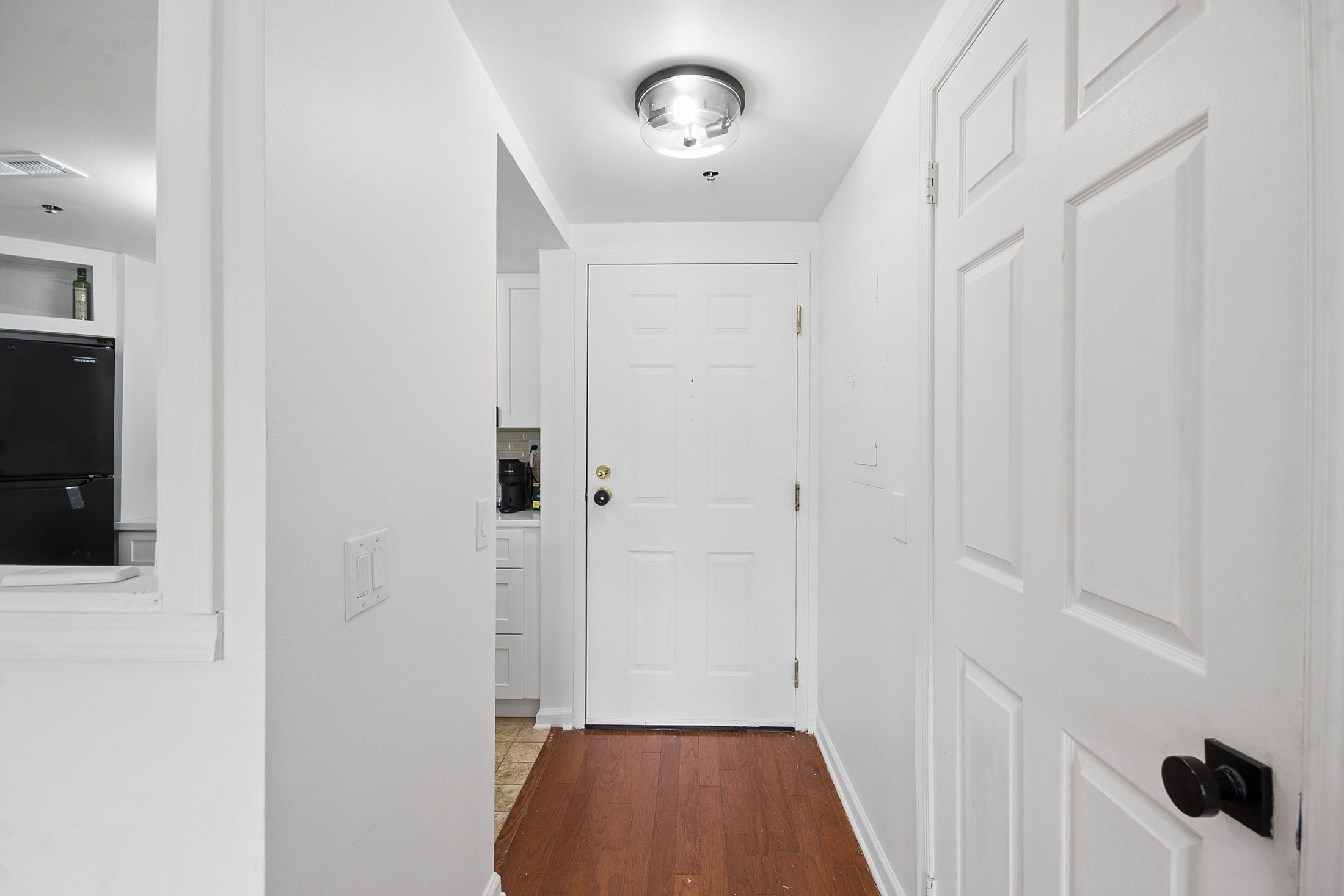  Stunning Designer-renovated Condo Minutes from Atlanta