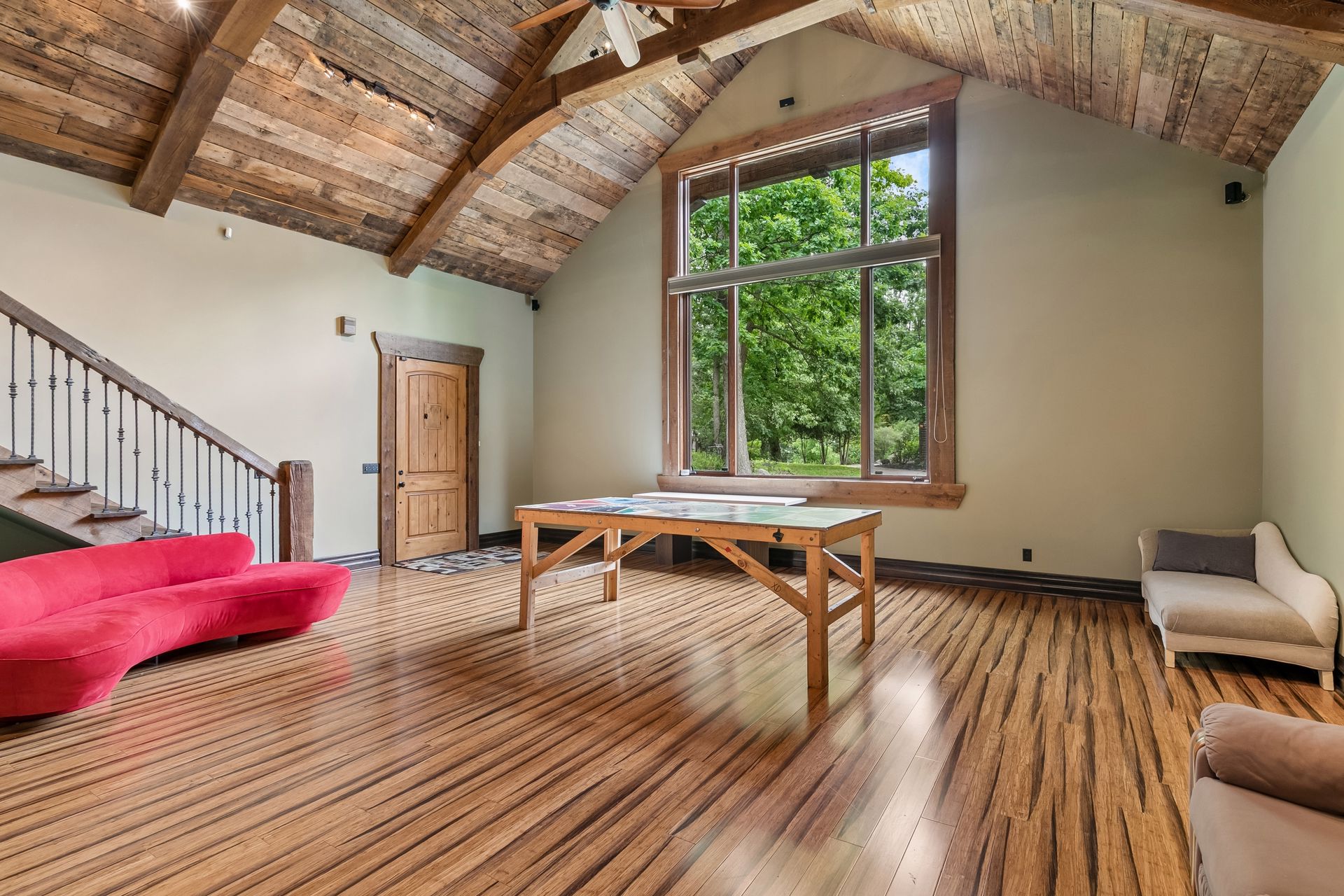  One-of-a-kind wooded retreat in Lakeville - 物件實景