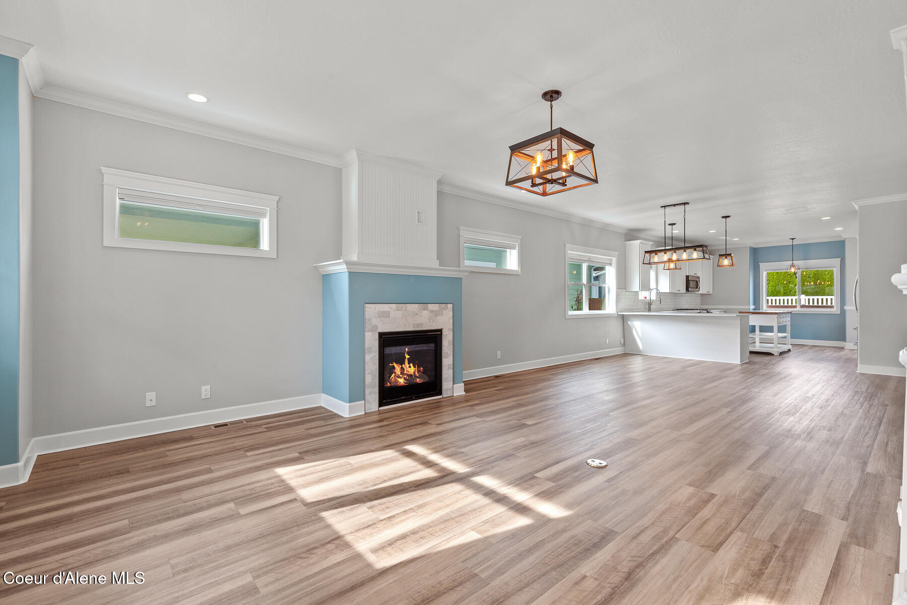 Coeur d'Alene, Idaho, 83814, United States, 3 Bedrooms Bedrooms, ,4 BathroomsBathrooms,Residential,For Sale,1976141