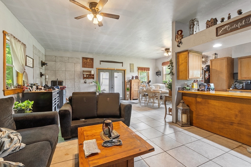 Orange, Massachusetts, 01364, United States, 3 Bedrooms Bedrooms, ,3 BathroomsBathrooms,Residential,For Sale,1846961
