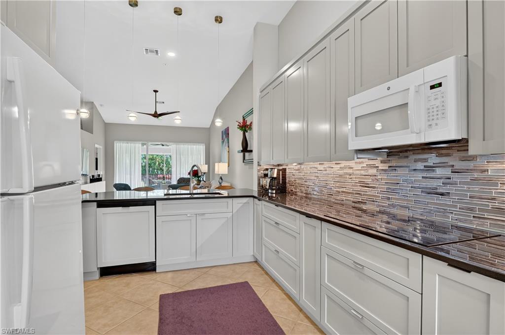 Naples, Florida, 34109, United States, 2 Bedrooms Bedrooms, ,2 BathroomsBathrooms,Residential,For Sale,2001005