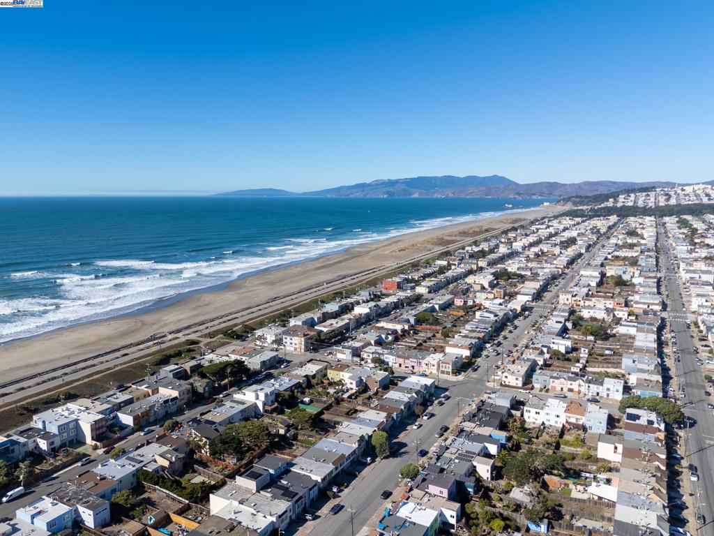 San Francisco, California, 94116, United States, ,Land,For Sale,1986065