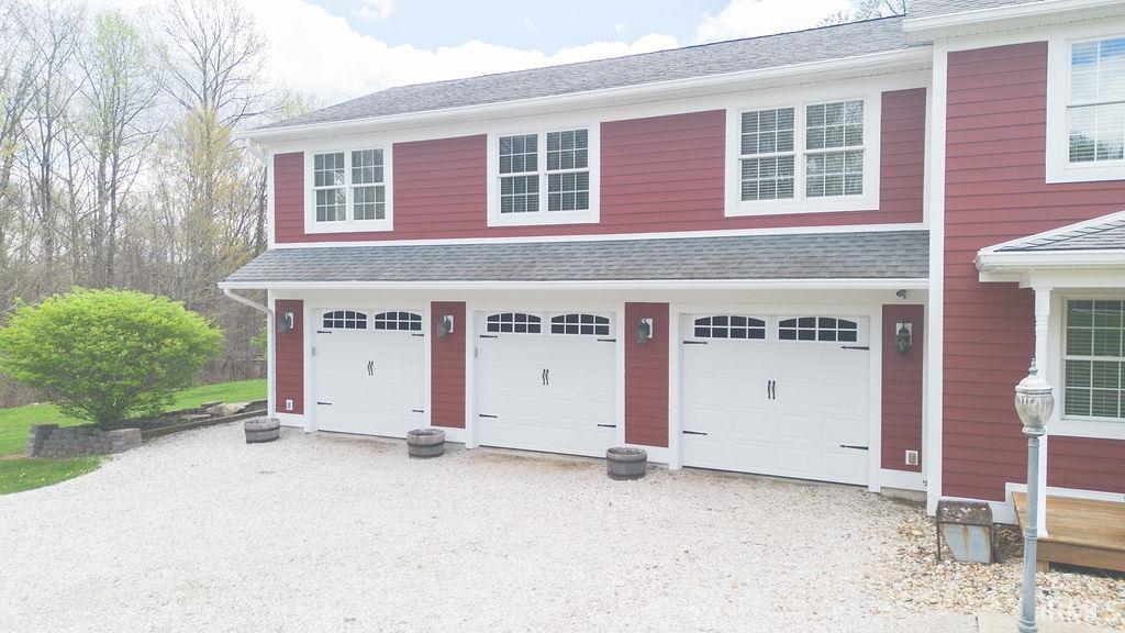 Unionville, Indiana, 47468, United States, 3 Bedrooms Bedrooms, ,4 BathroomsBathrooms,Residential,For Sale,1943057