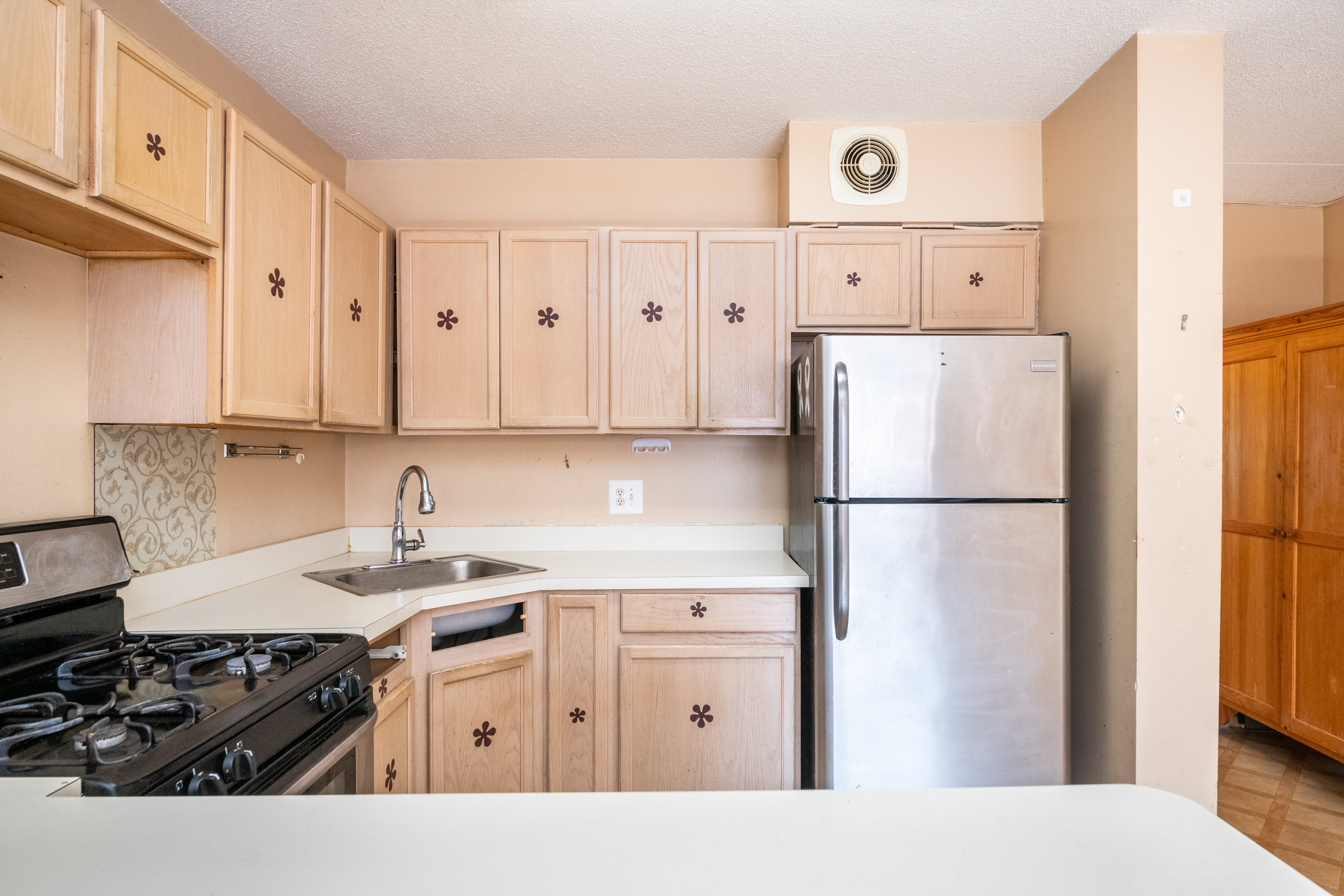 Bronx, New York, 10743, United States, 5 Bedrooms Bedrooms, ,3 BathroomsBathrooms,Residential,For Sale,1823007