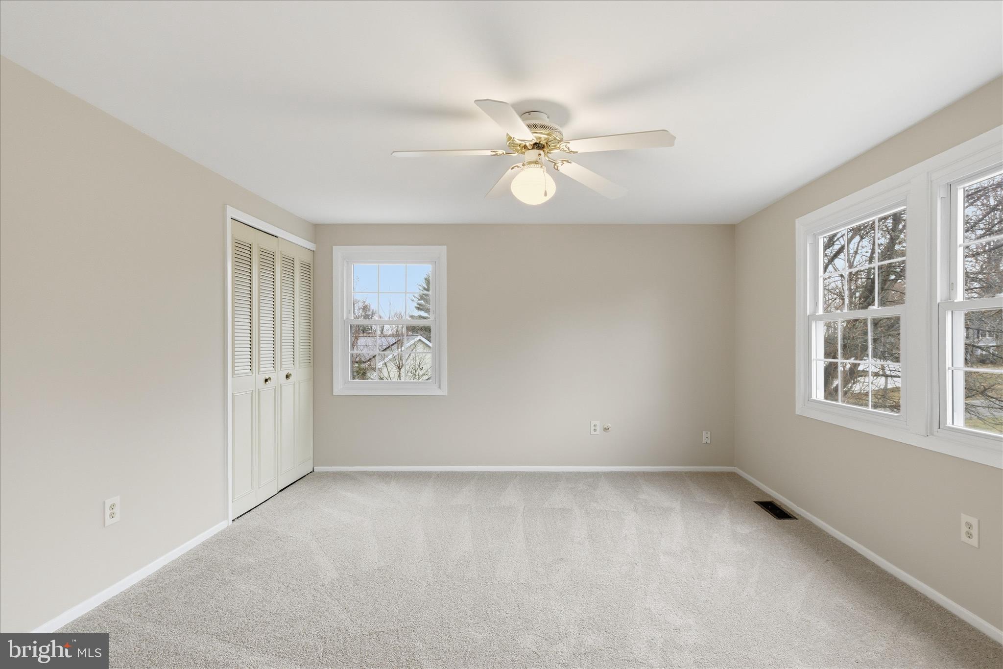 Bowie, Maryland, 20715, United States, 5 Bedrooms Bedrooms, ,3 BathroomsBathrooms,Residential,For Sale,2009655