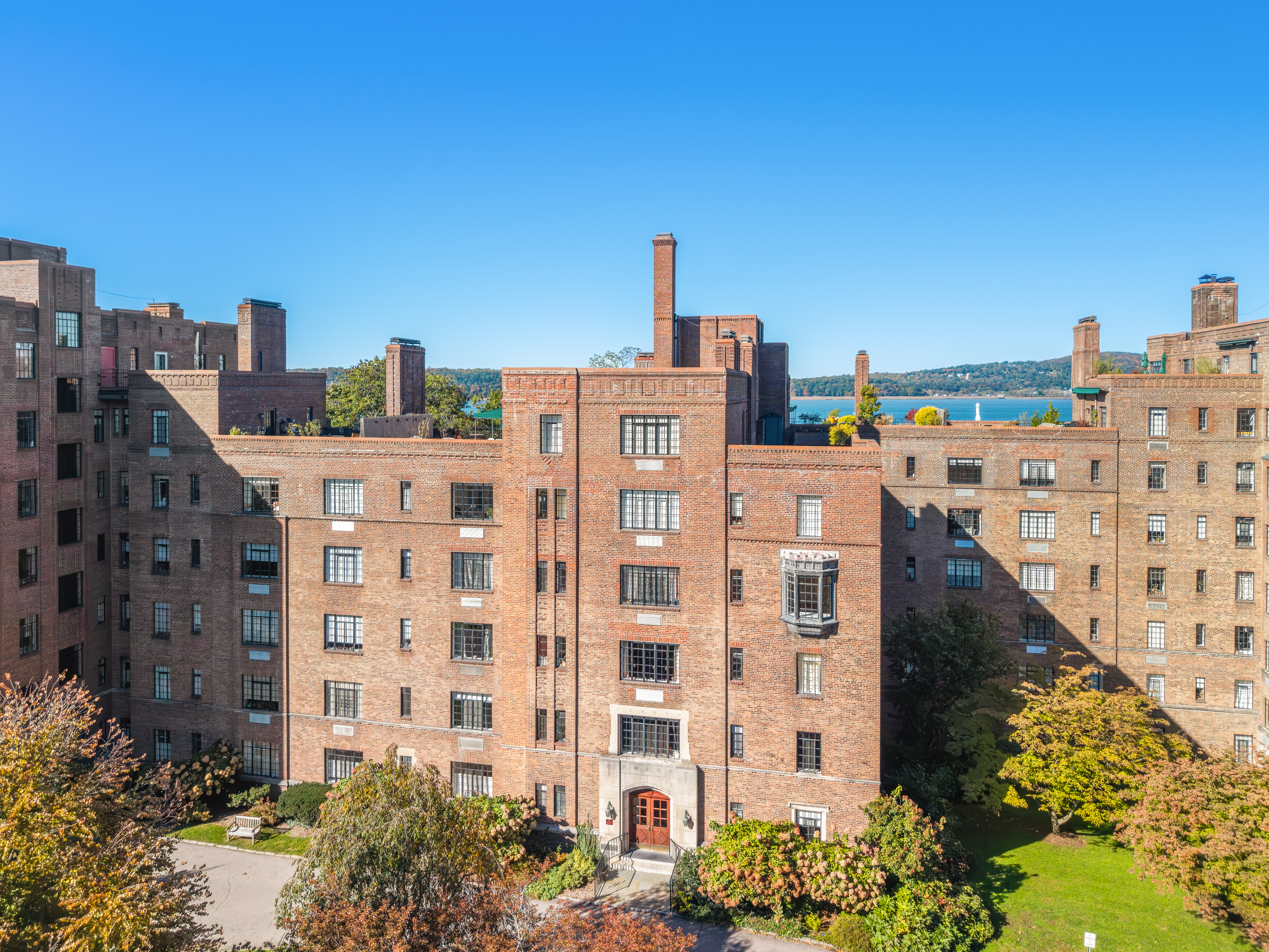  100 Ardsley Avenue W - 物件實景