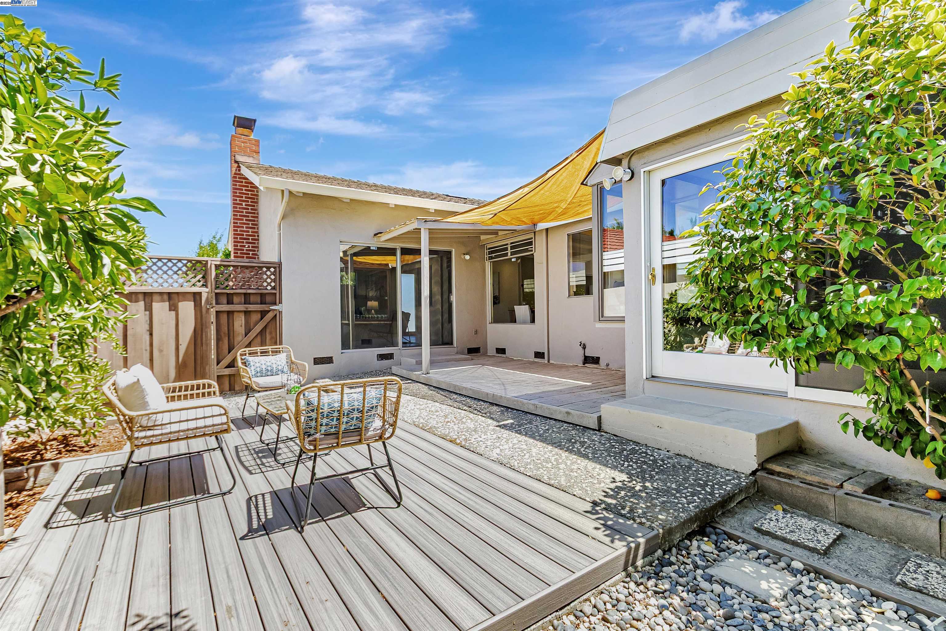 Campbell, California, 95008, United States, 3 Bedrooms Bedrooms, ,2 BathroomsBathrooms,Residential,For Sale,1926227