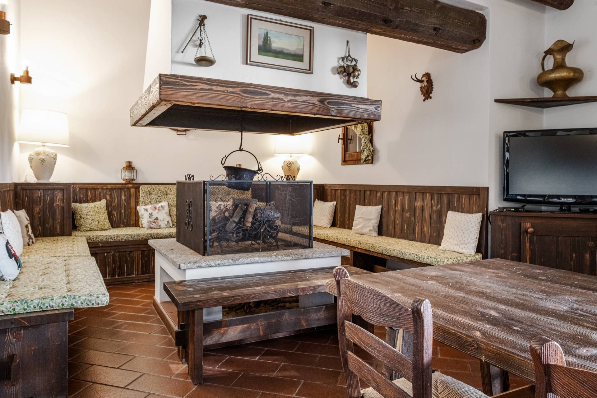 Eupilio, Como, 22030, IT, 6 Bedrooms Bedrooms, ,6 BathroomsBathrooms,Residential,For Sale,1708467