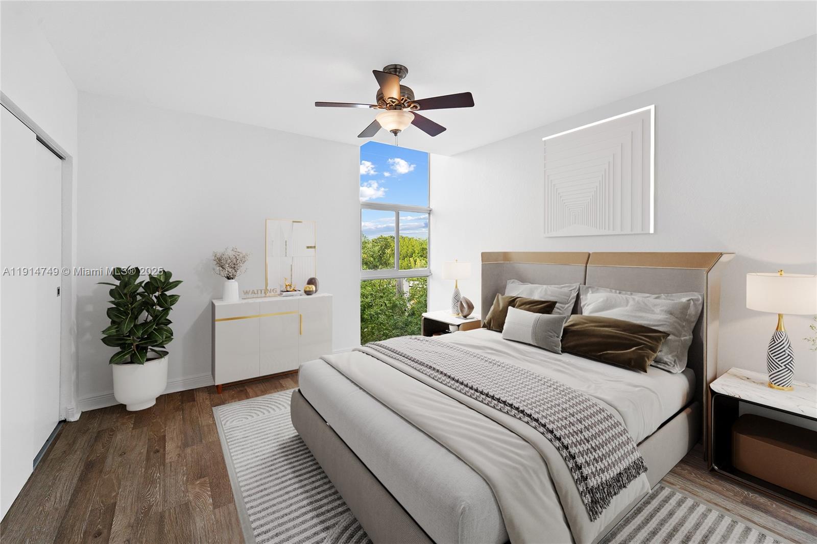 Miami Beach, Florida, 33141, United States, 2 Bedrooms Bedrooms, ,3 BathroomsBathrooms,Residential,For Sale,1993414