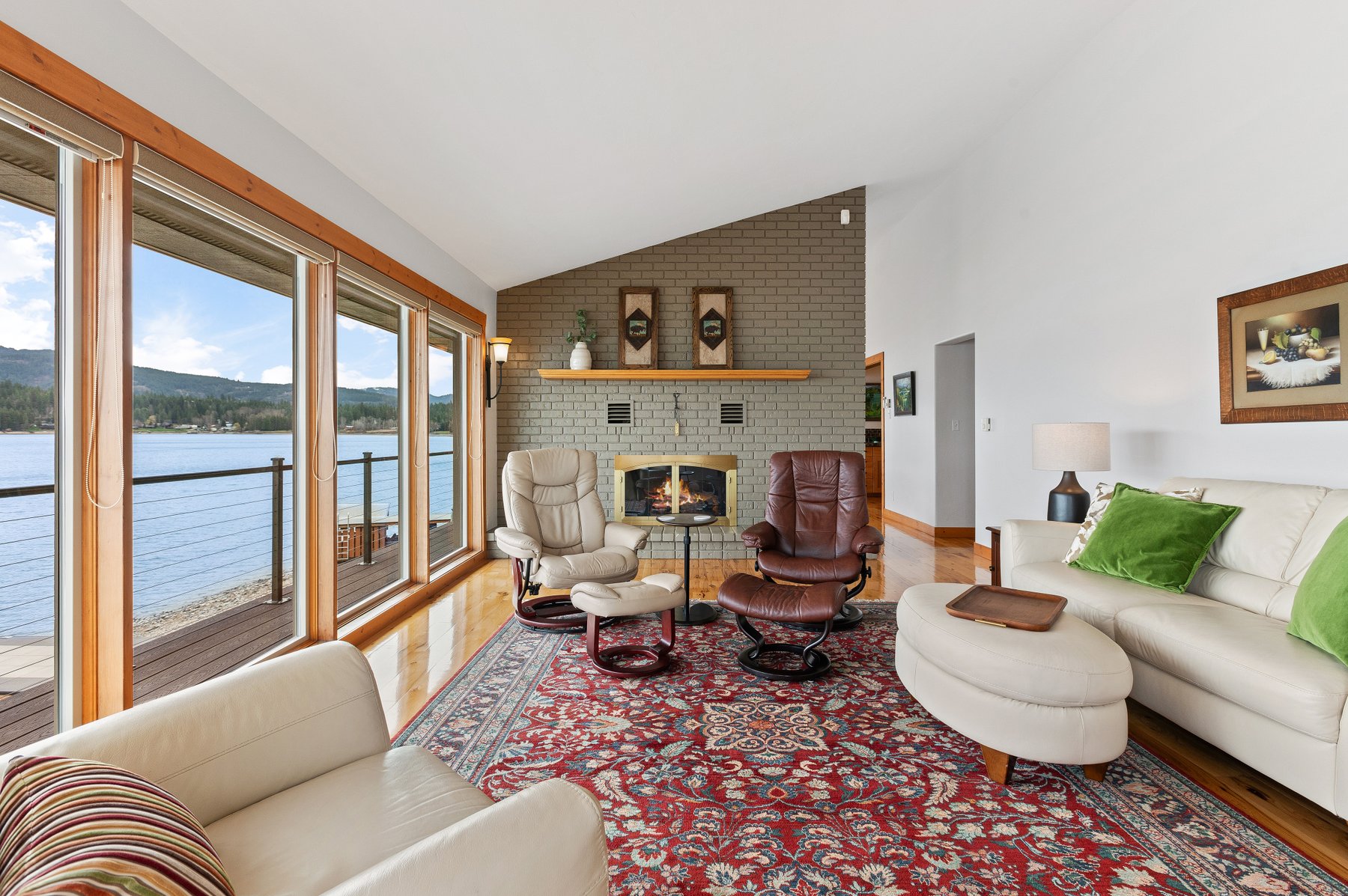 Sagle, Idaho, 83860, United States, 6 Bedrooms Bedrooms, ,5 BathroomsBathrooms,Residential,For Sale,1763487