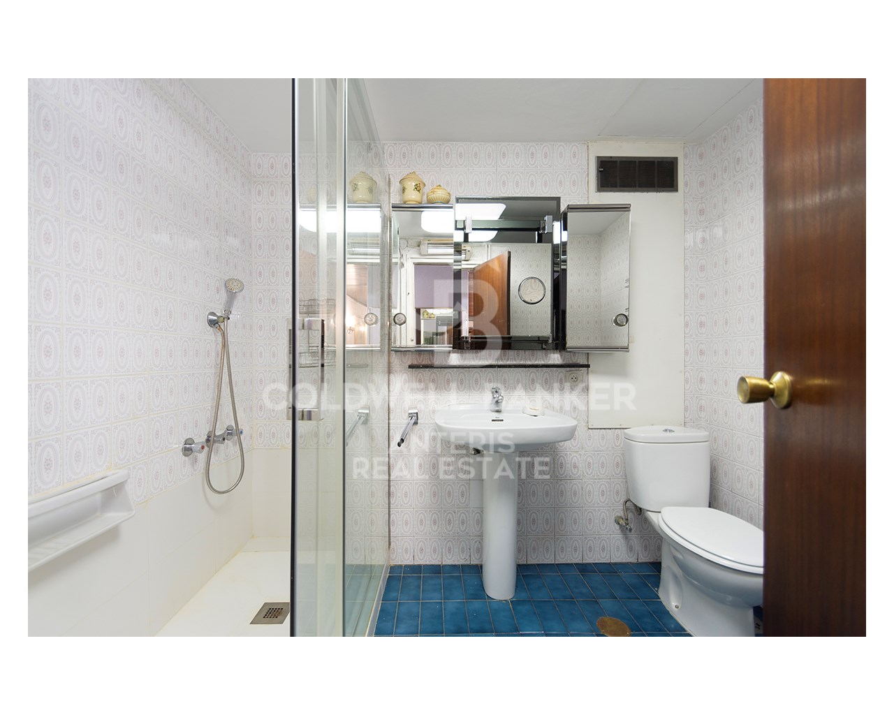 Barcelona, Barcelona, Eixample, El Fort Pienc Barc, Barcelona, Catalonia, ES, 5 Bedrooms Bedrooms, ,2 BathroomsBathrooms,Residential,For Sale,Barcelona, Barcelona, Eixample, El Fort Pienc Barc,1628217