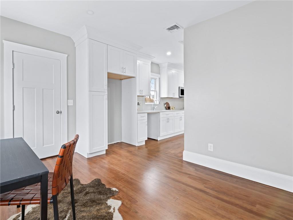 Providence, Rhode Island, 02908, United States, 4 Bedrooms Bedrooms, ,2 BathroomsBathrooms,Residential,For Sale,2007519