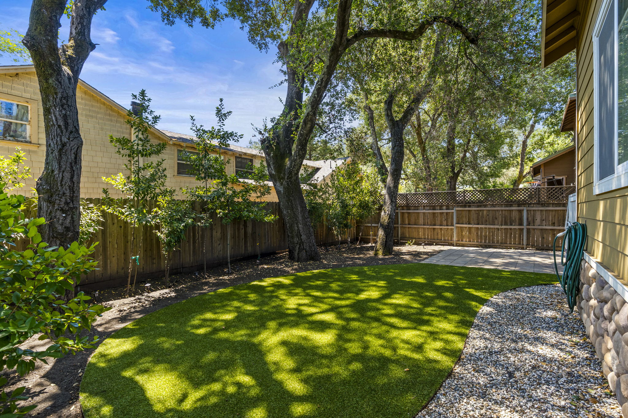  1357 Magnolia Ave - 物件實景
