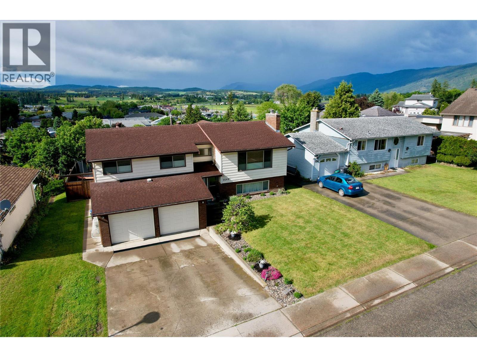 ARMSTRONG, British Columbia, V4Y 0B3, CA, 4 Bedrooms Bedrooms, ,2 BathroomsBathrooms,Residential,For Sale,1950406