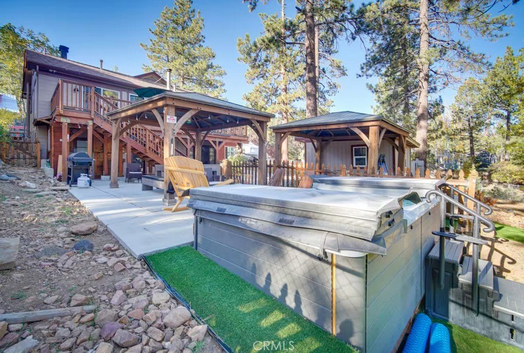 Big Bear Lake, California, 92315, United States, 4 Bedrooms Bedrooms, ,3 BathroomsBathrooms,Residential,For Sale,1982573