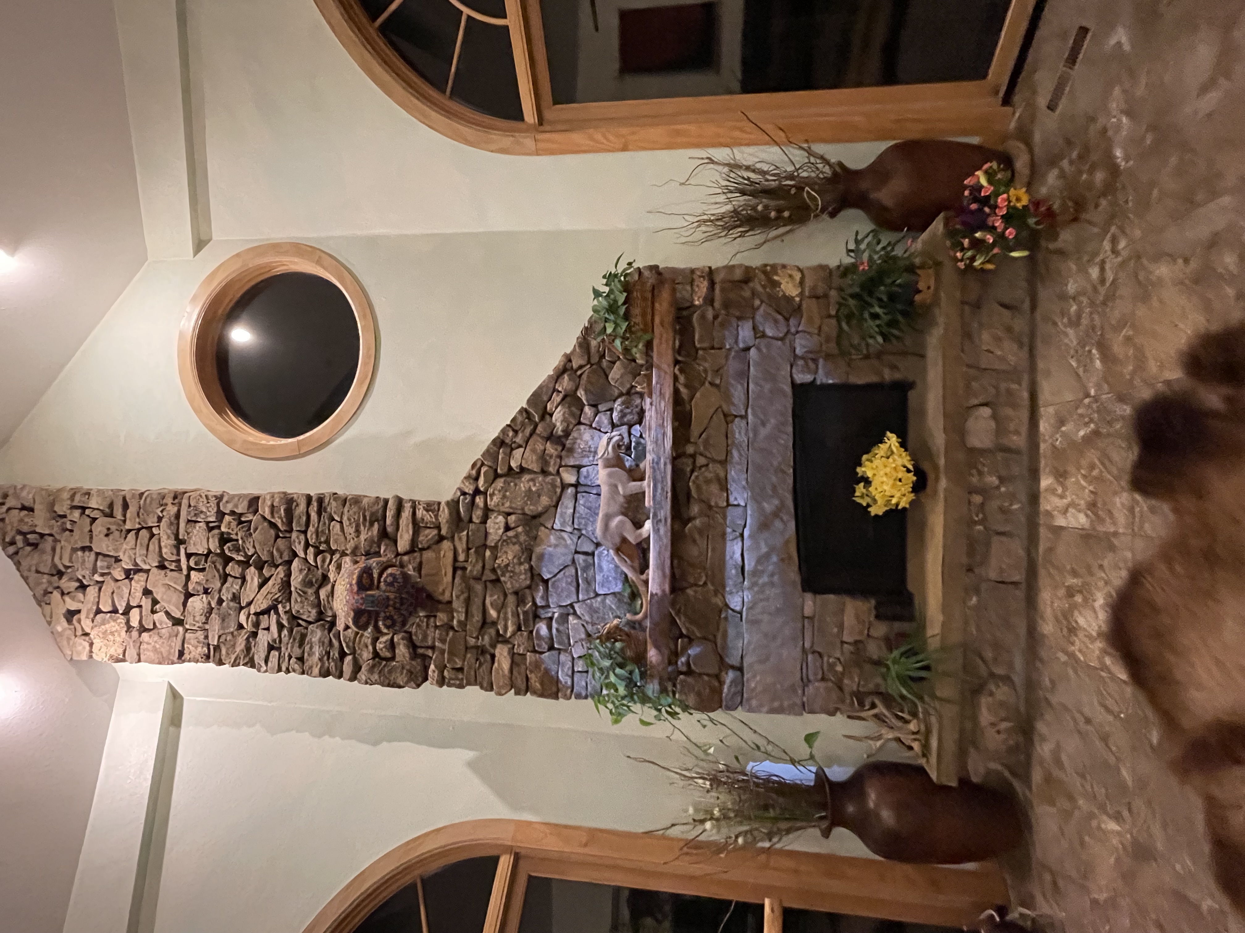 Mena, Arkansas, 71953, United States, 3 Bedrooms Bedrooms, ,3 BathroomsBathrooms,Residential,For Sale,1979119