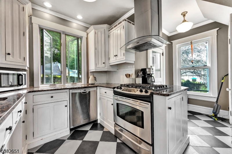 Califon Boro, New Jersey, 07830, United States, 3 Bedrooms Bedrooms, ,2 BathroomsBathrooms,Residential,For Sale,1958748