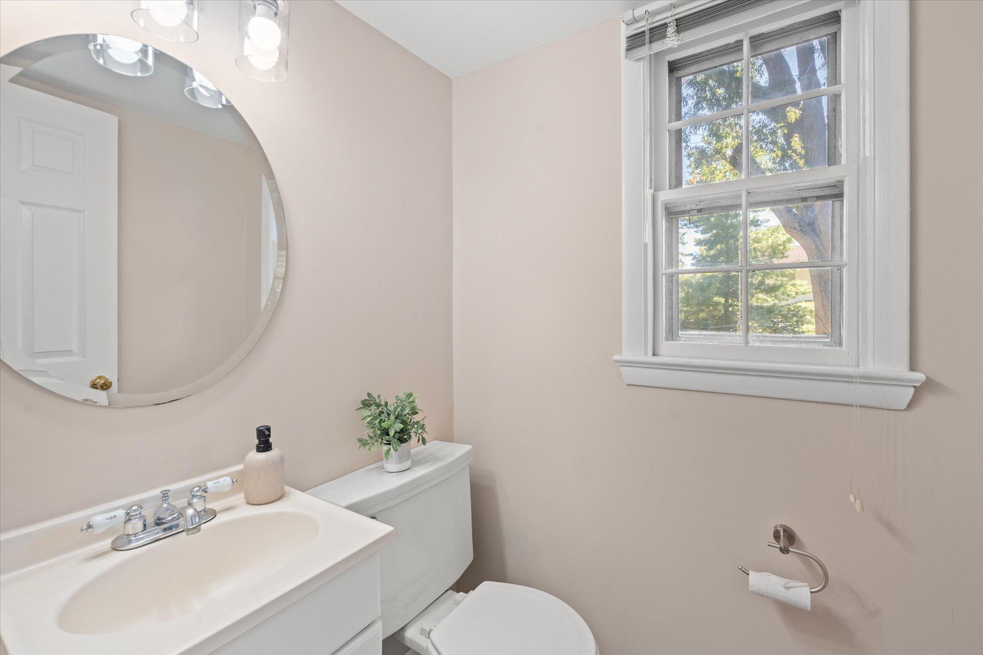  2407 Cavendish Drive, Alexandria, VA, 22308 - 物件實景