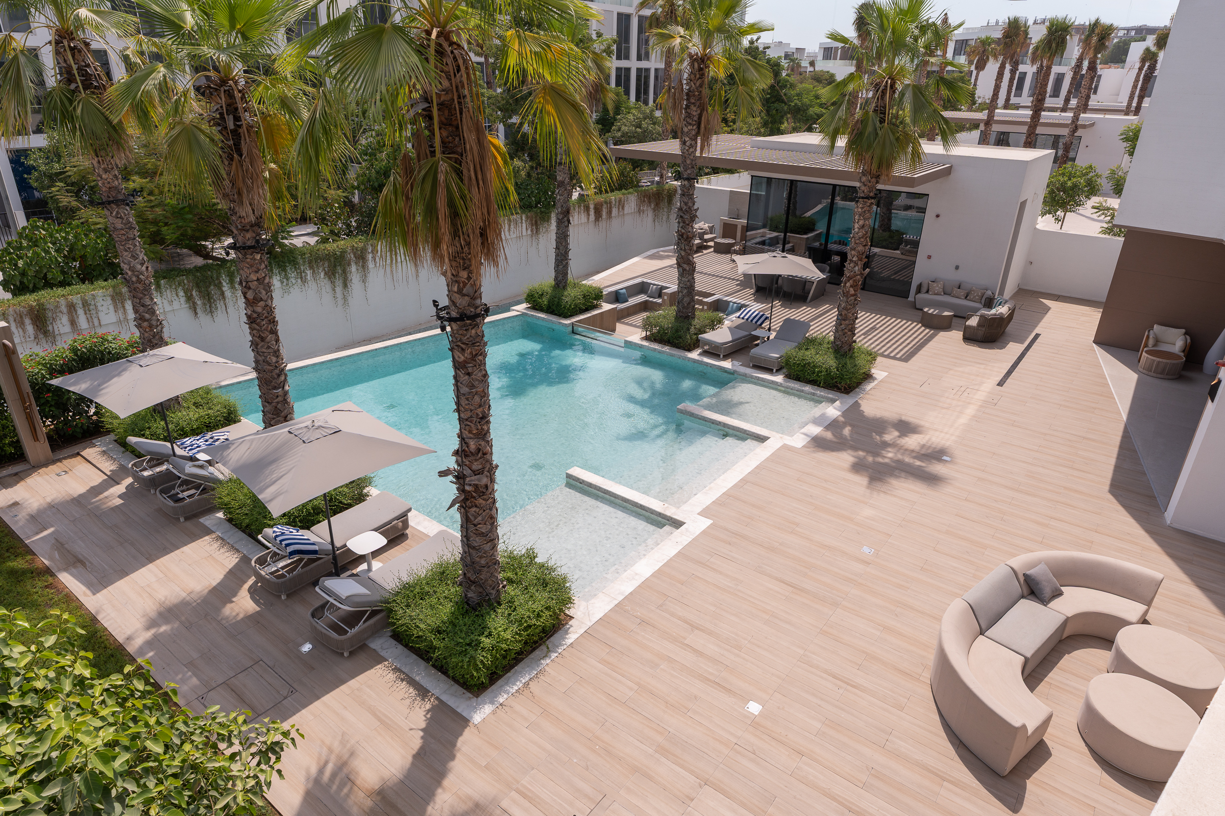  Exceptional, Furnished Villa in Altissima - 物件實景
