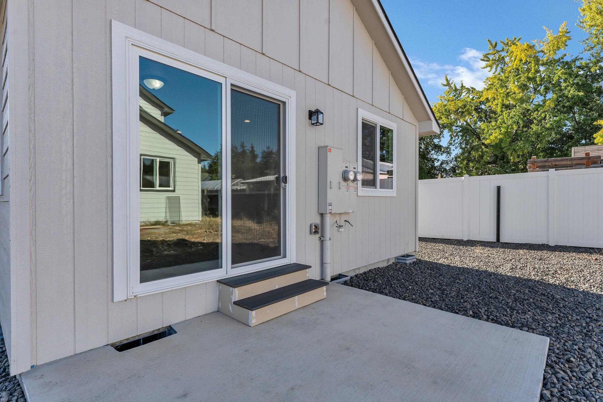 Spokane, Washington, 99212, United States, 3 Bedrooms Bedrooms, ,6 BathroomsBathrooms,Residential,For Sale,1986291