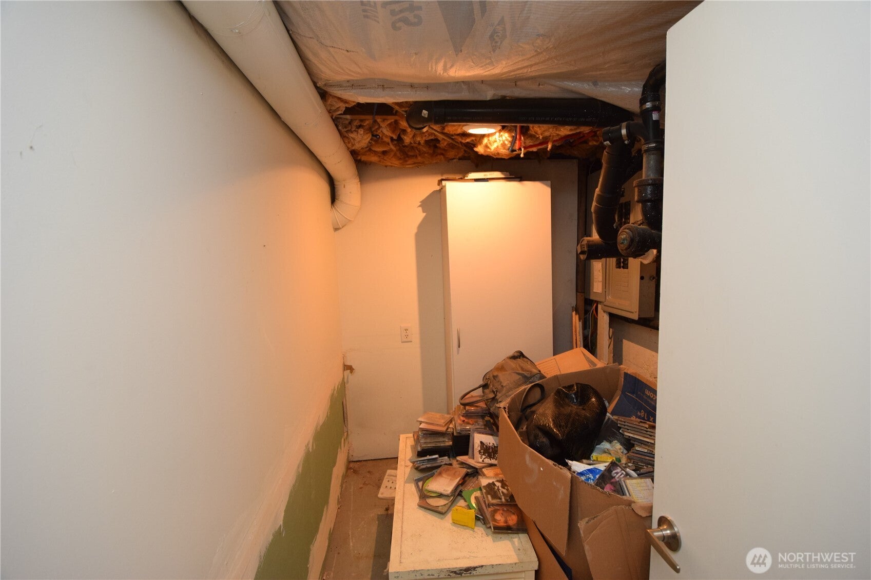 Tacoma, Washington, 98445, United States, 4 Bedrooms Bedrooms, ,1 BathroomBathrooms,Residential,For Sale,1898437