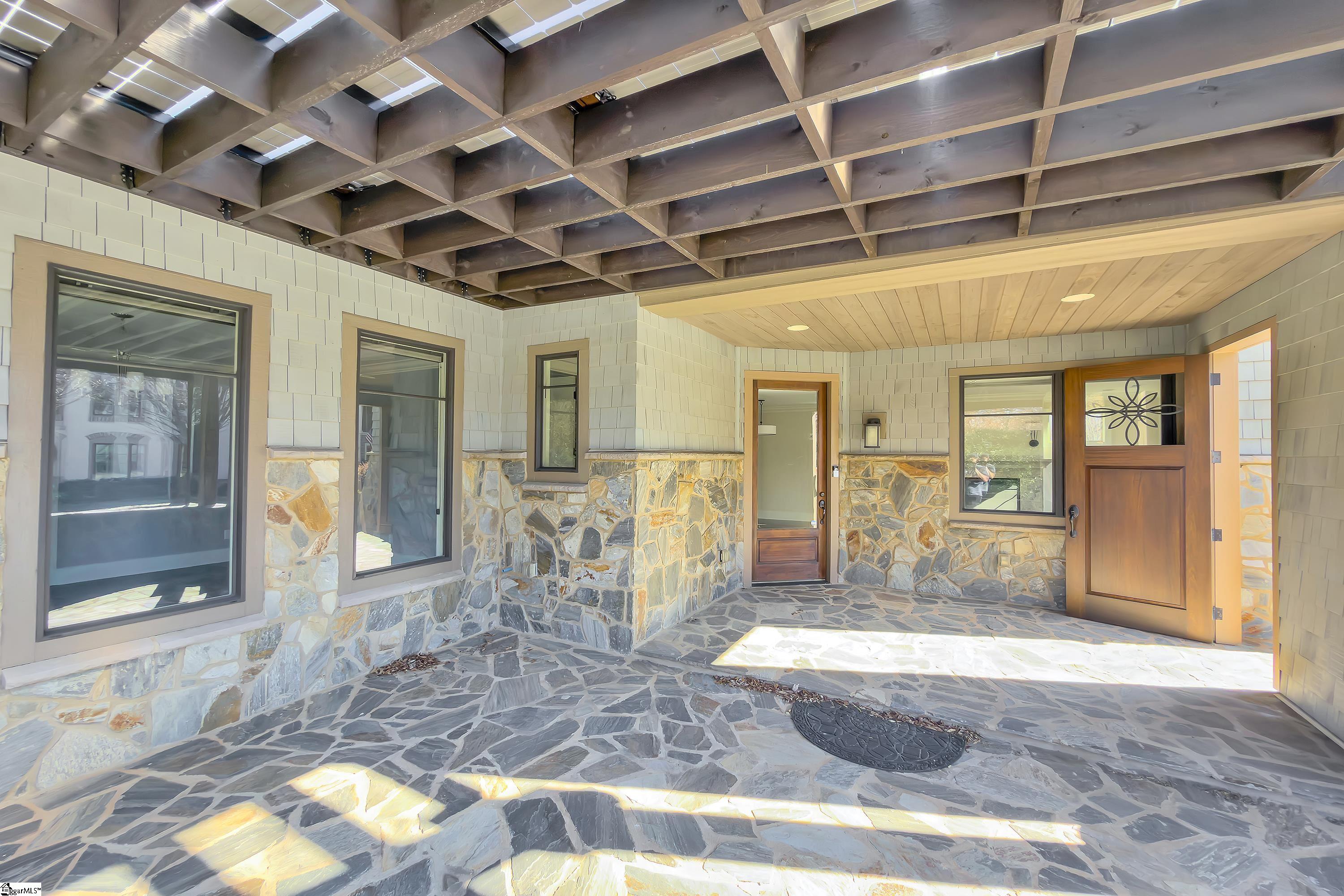 Piedmont, South Carolina, 29673, United States, 4 Bedrooms Bedrooms, ,4 BathroomsBathrooms,Residential,For Sale,2002140