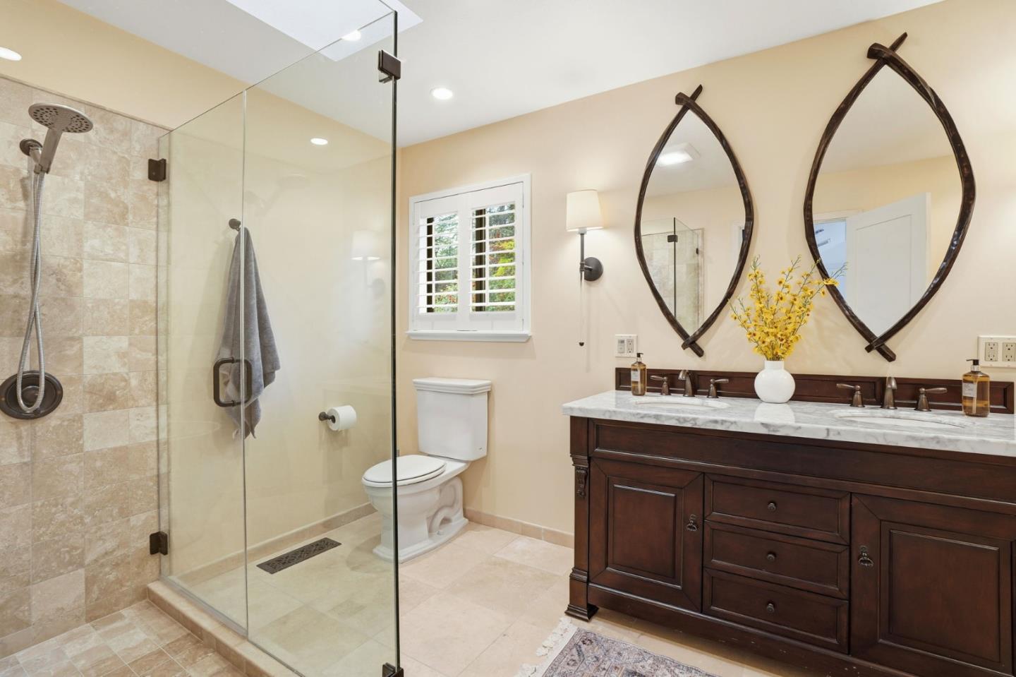 Walnut Creek, California, 94596, United States, 3 Bedrooms Bedrooms, ,4 BathroomsBathrooms,Residential,For Sale,1987935