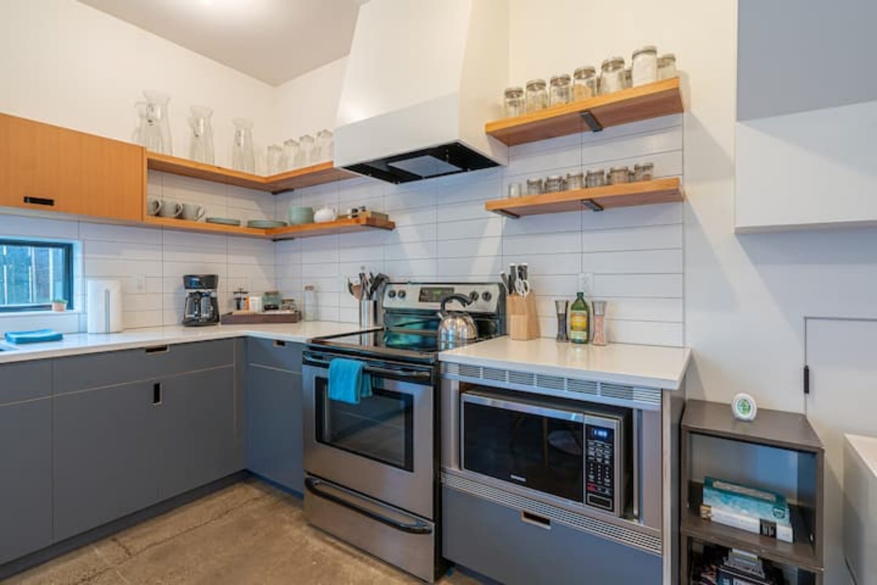  5934 NE 16TH AVE Portland, OR 97211 - 物件實景