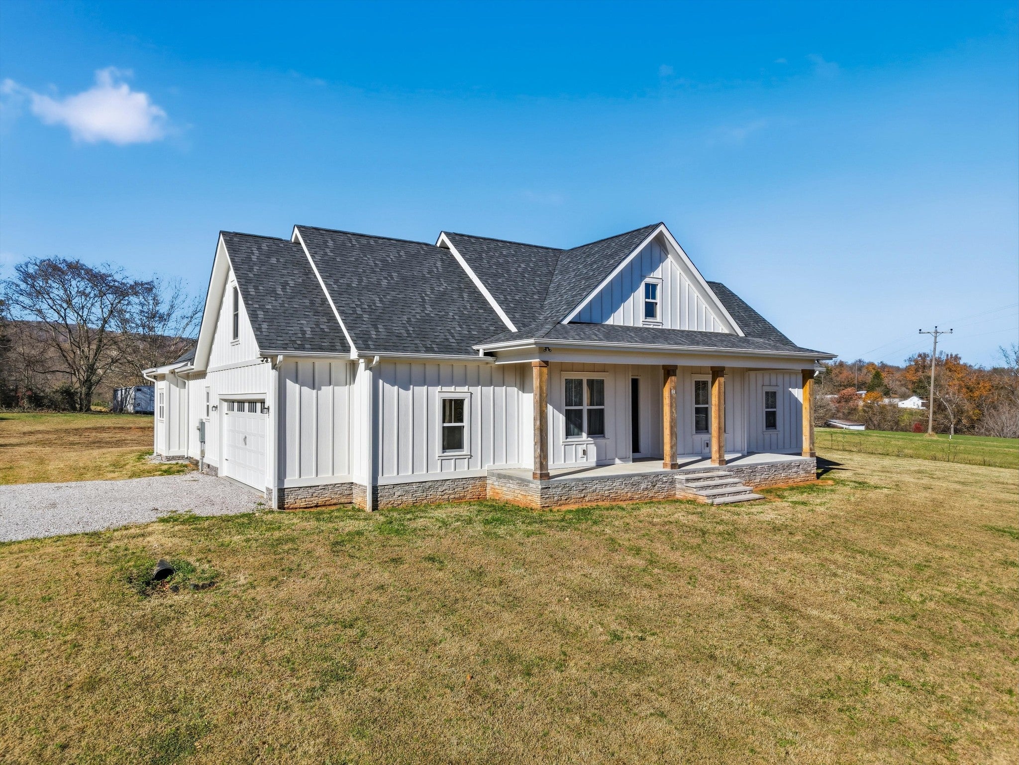 McMinnville, Tennessee, 37110, United States, 3 Bedrooms Bedrooms, ,2 BathroomsBathrooms,Residential,For Sale,2006562